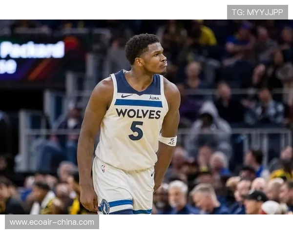 《安东尼·爱德华兹：从银幕传奇到幕后创新的心路历程》