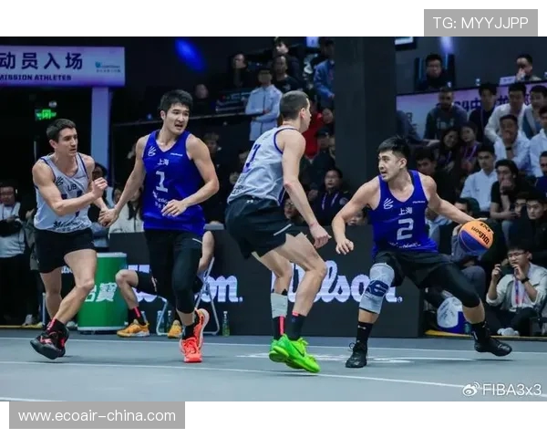 赛后分析：上海篮球队与北京篮球队的团队协作表现及其影响因素探讨