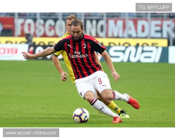 AC米兰与切沃精彩对决回放分析全场比赛亮点与战术解析